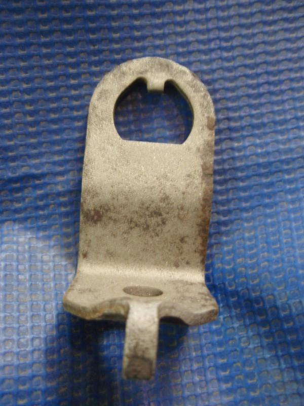 1987-1993 ford mustang 5.0l gt lx v8 front brake hose bracket mount stock used