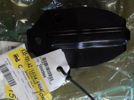 2011 CHEVROLET IMPALA LS LEFT STRUT MOUNT 10345904, US $40.00, image 2