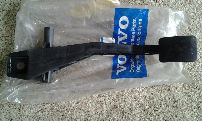 "new" oem volvo d24 d24t clutch pedal 8250132