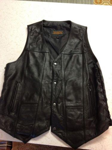Purchase Street And Steel Gunslinger Vest Large in American Canyon ...