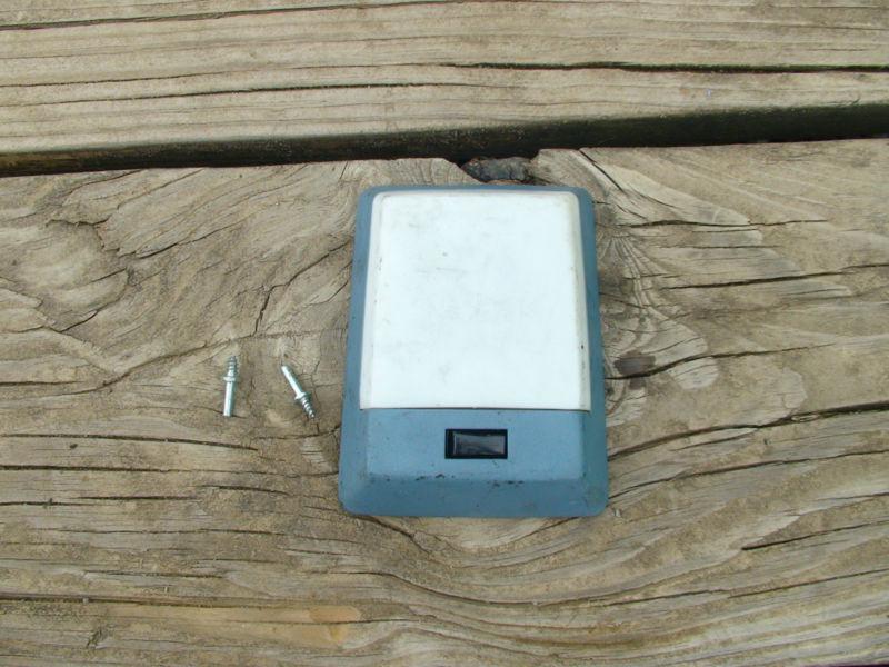 Purchase 1987 Jeep Cherokee XJ Rear Dome Light 8496 in Glasgow