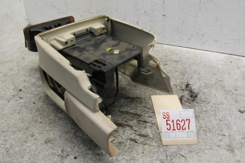 95 96 97 LINCOLN CONTINENTAL DASH CENTER BEZEL TRIM CUP HOLDER CIGARETTE LIGHTER, US $69.99, image 3