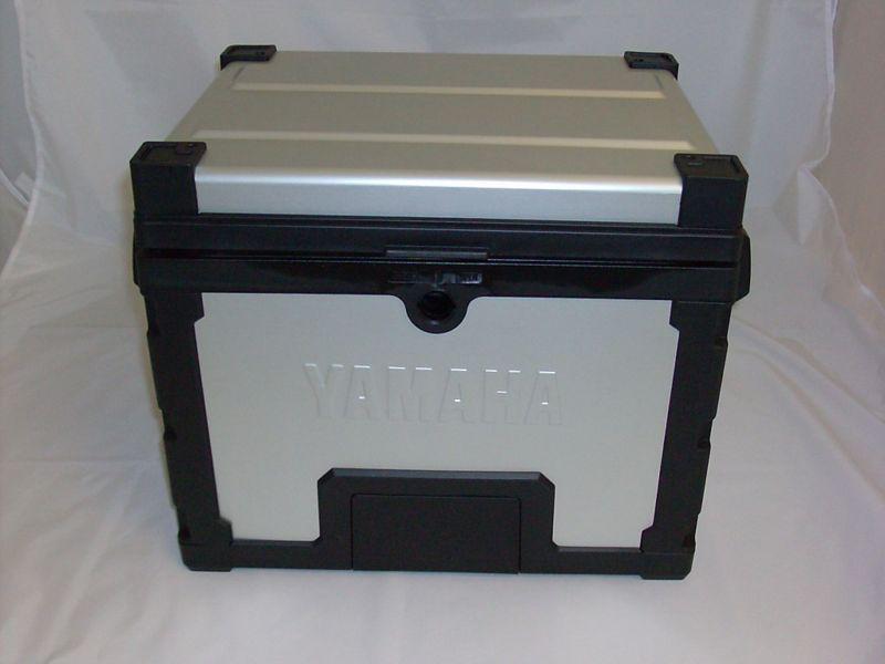 2012 2013 12 13 YAMAHA SUPER TENERE ALUMINUM TOP CASE LOCKABLE TRUNK, US $392.95, image 2