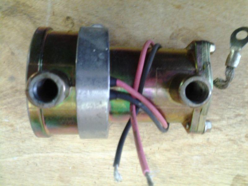 Walbro continous duty fuel pump 12 volt