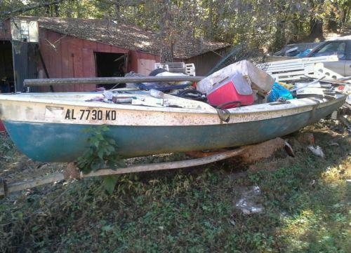 Sailboat advanced with trailer