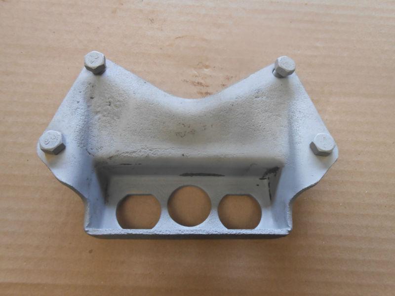 49 50 51 52 CHEVY 3 SPEED TRANSMISSION MOUNT BRACKET, US $20.00, image 2