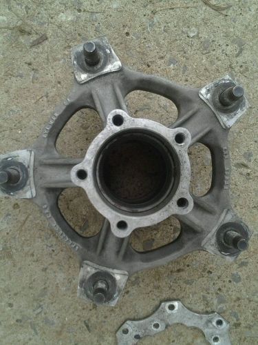 Speedway engineering wide 5 w5 hub nascar late model stock circle track