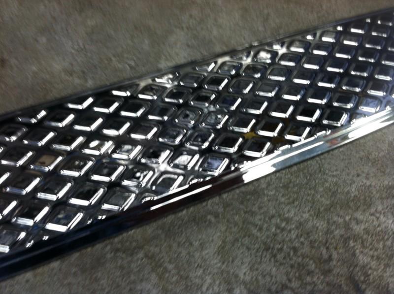 Buy Diamond Pattern Chrome Upper Grille Slit Intake Insert for 2007