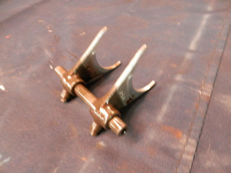 2004 honda rubicon   shift forks and shafts  good shape      