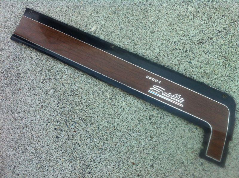 1969 69 plymouth sport satellite passenger woodgrained dash trim used