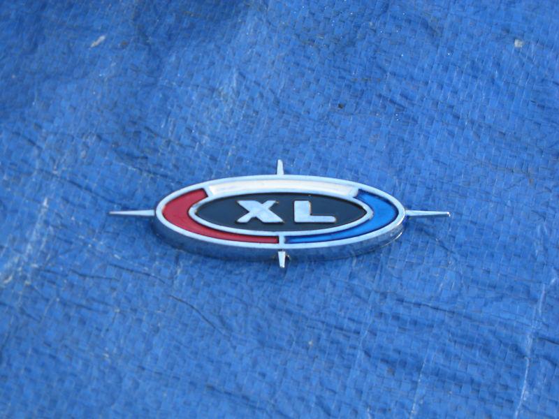 1963 1964 ford galaxie xl in between rear seat speaker cover emblem 427 r code