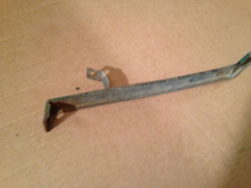 1953 ford pickup set center grill, splash pan brace