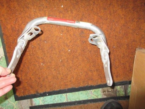 Honda 81200-hp1-000 carrier pipe trx450r 2004-2005