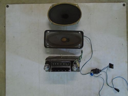 1965 66 chevrolet impala am radio with front &amp; rear speaker