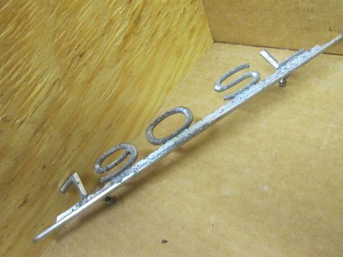 Mercedes benz 190 sl trunk emblem/badge