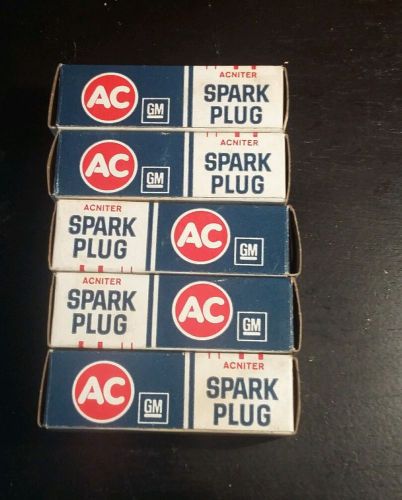 Vintage gm ac spark plugs set of 6 r46n
