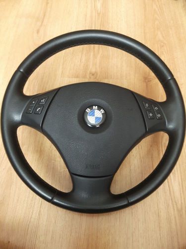 Bmw e90 steering wheel with airbag came of from 2006 bmw 3 series.