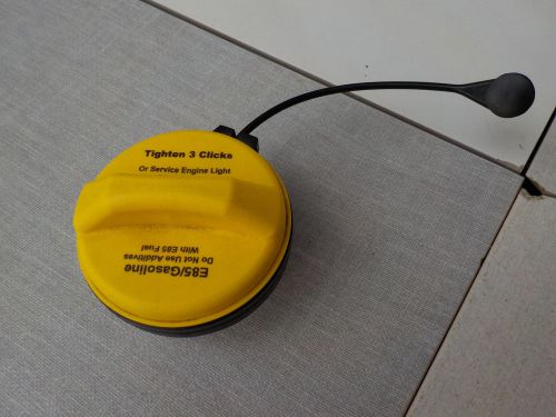 2011-2014 buick lucerne fuel tank filler gas cap oem part