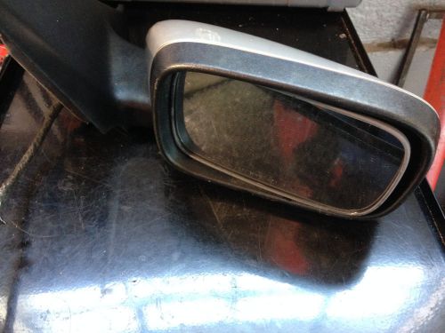 2004 volvo right side mirror used good shape great price