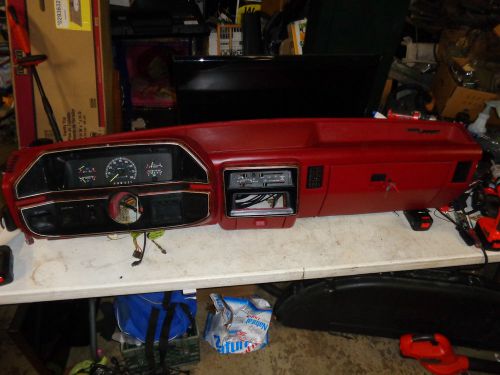 1987-91 ford complete dash truck/bronco gauge, glove box, ashtray, wiring, trim