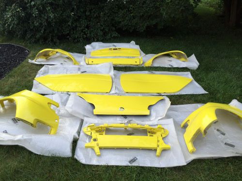 Complete set smart fortwo colored body panels yellow
