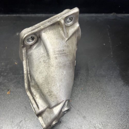 98-05 Lexus Gs300 Is300 OEM Right passenger side engine mount bracket, US $22.46, image 2