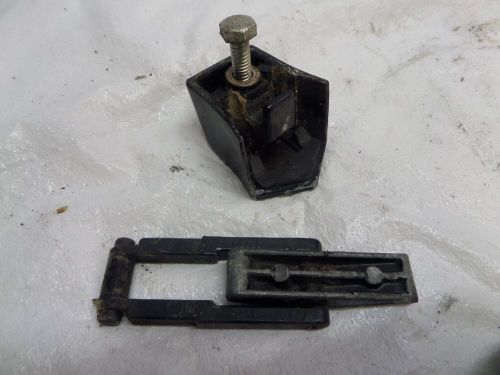 1979 MERCURY 500 50HP 4-CYL TOP COWL LATCH ASSY 52739 55459A5 OUTBOARD MOTOR, US $48.99, image 2