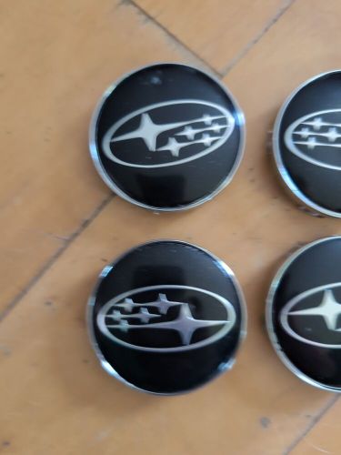 Subaru plastic  wheel cap hub 60mm