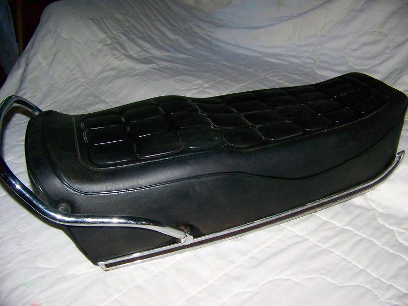 79 suzuki gs850 seat  gs 850 s103136-9 oem