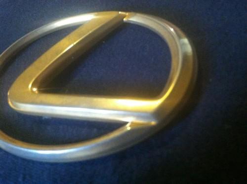 Gold Lexus Emblem 2542, US $6.00, image 3