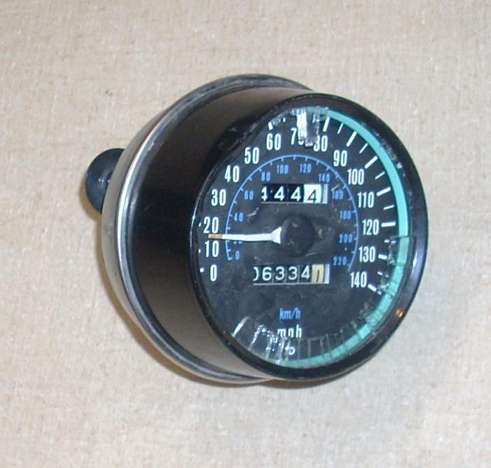 Kawasaki kz900 kz1000 speedometer 1976-80  25005-1031 reset knob