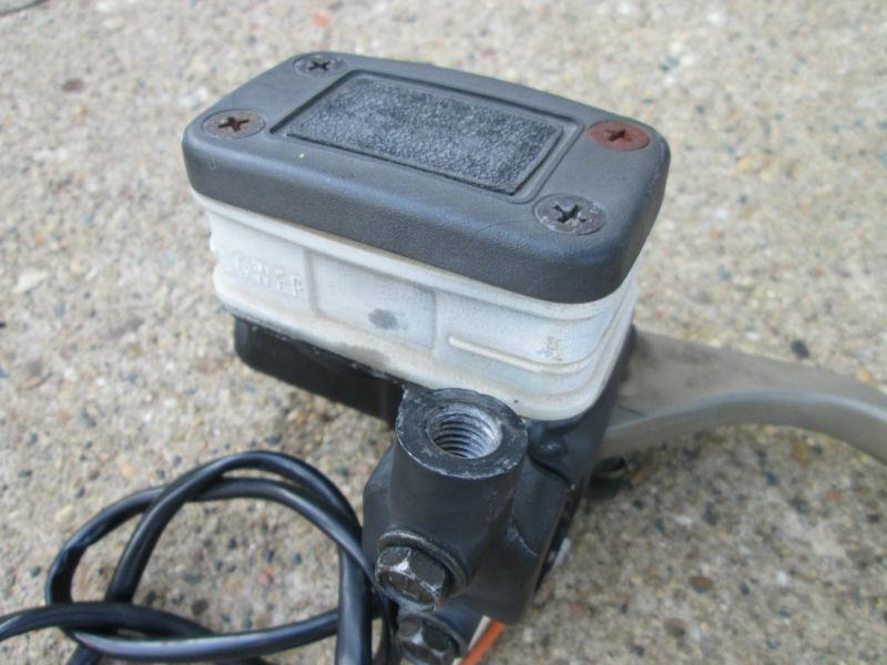 1982 Suzuki GS650 Front Brake Master Cylinder, US $29.99, image 2