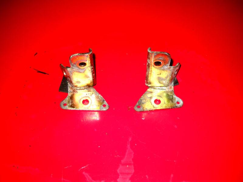 02 polaris 700 edge x upper shock mounts xc ev sp rmk xcr xlt classic 600 800