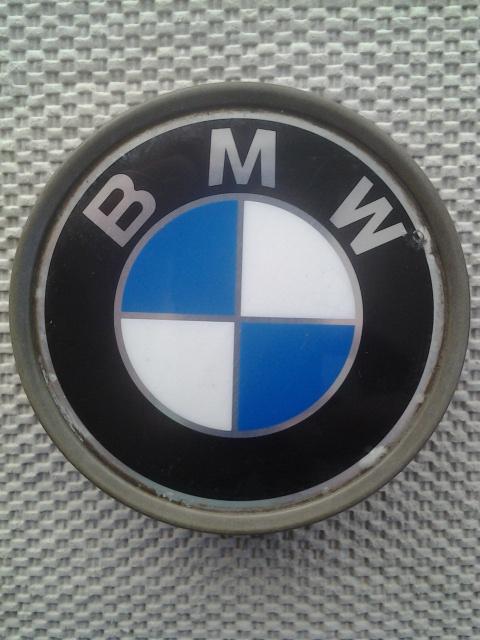 Oem  bmw 318 320 323 328 525 530 535 540 740 wheel rim center cap 1 095 361 pa66
