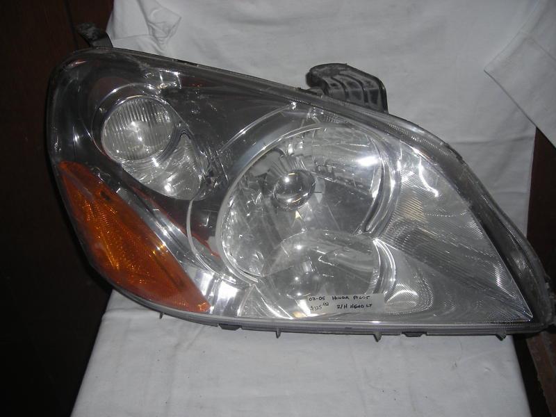 Buy 20032005 Honda Pilot RH headlight. in Virginia Beach, Virginia, US