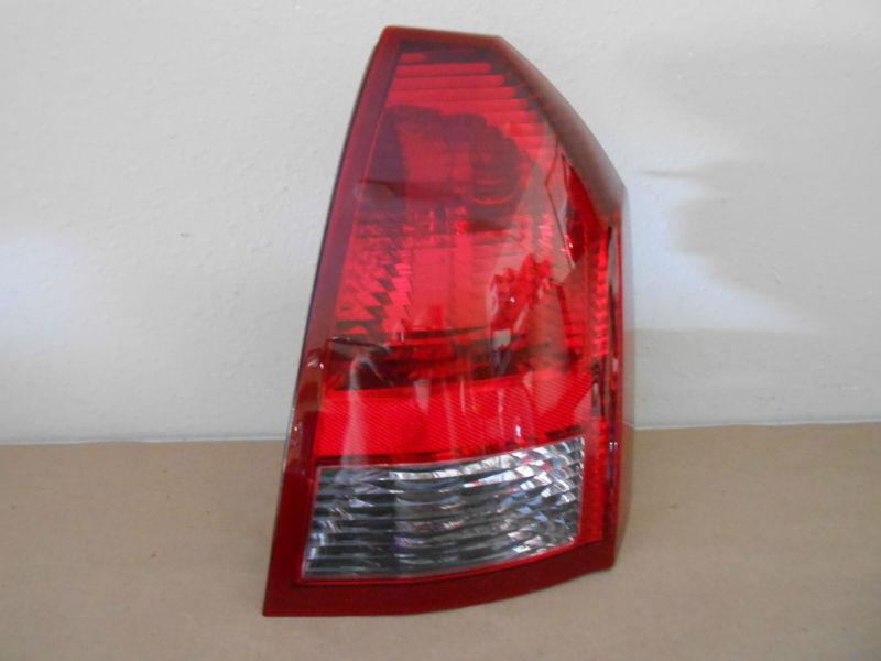 Buy 2005,05,06,07 Chrysler 300 Right Passenger Tail Light OEM Free