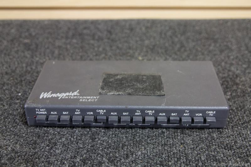 Buy USED RV MOTORHOME CAMPER WINEGARD ENTERTAINMENT SELECT BOX PN VS