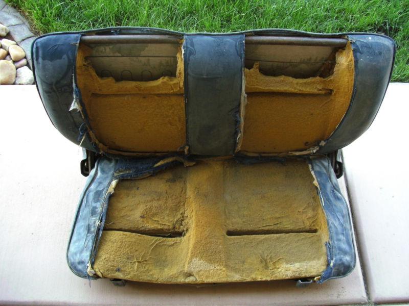Suzuki samurai deluxe high back rear seat        