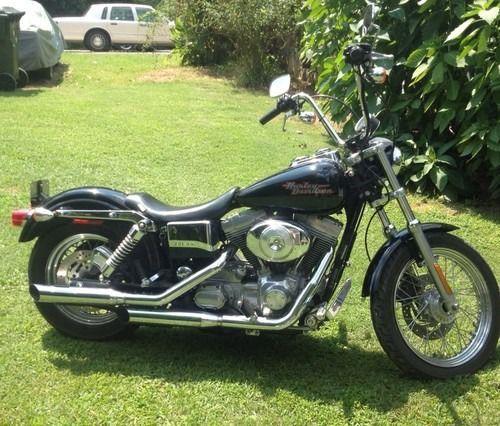 Harley davidson dyna super glide