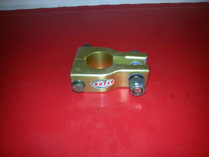 Troyer front panhard bracket