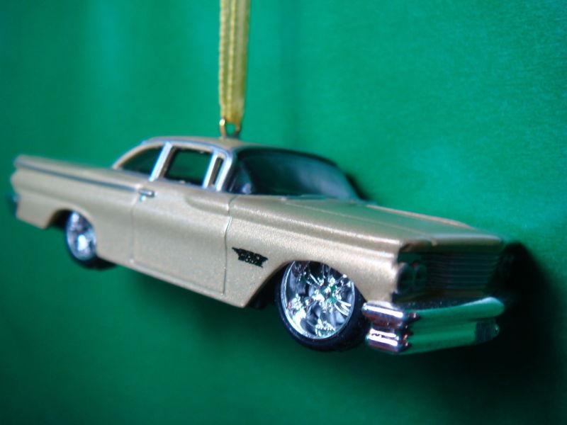1960 '60 pontiac bonneville champagne christmas tree ornament
