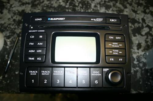 04-05 gto blaupunkt am/fm radio cd player holden