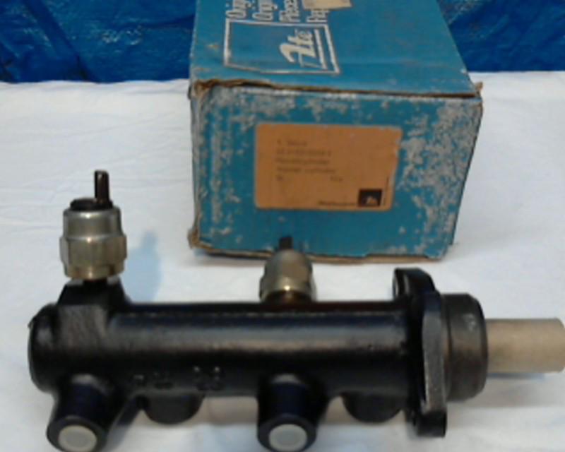 Purchase VW TRANSPORTER MASTER CYLINDER in Church Hill, Tennessee, US