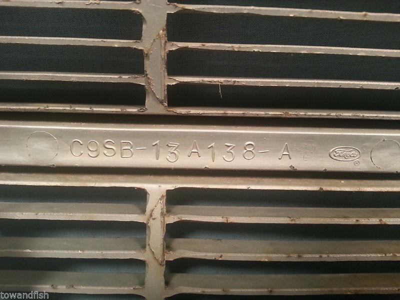 1969 Ford Thunderbird RH Headlight Door Grill, US $50.00, image 7