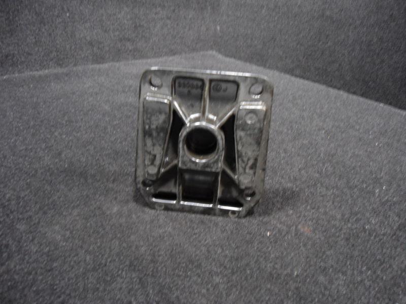 Lower mount bracket cover #338942 #033942 johnson/evinrude 1993-1998 250/300hp