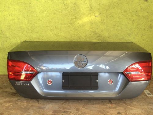 Tailgate / trunk / decklid for jetta 11 12 13 14 assy  with lights oem