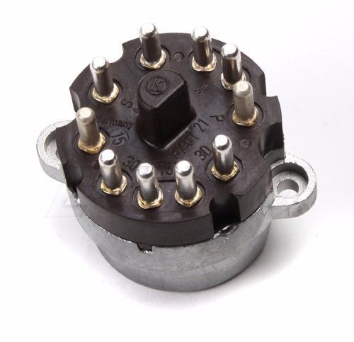 New genuine volvo ignition switch partno #9447805 fits 240 740 745 760 780 940