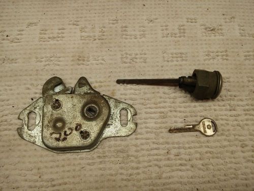 Challenger mopar 1970-74 trunk latch with key &amp; lock original