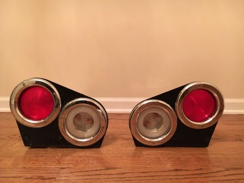 Semi truck tail light assembly. from peterbilt 379