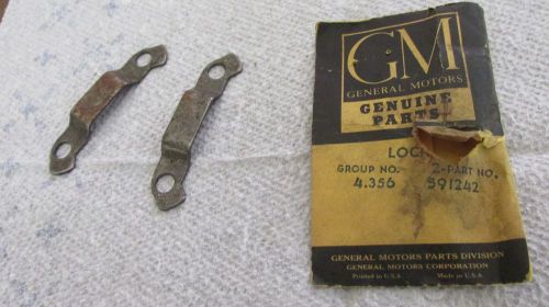 Gm #591242  locks -- 1 -  package of   2 -- nos (new)